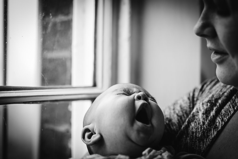 Mum and newborn photography