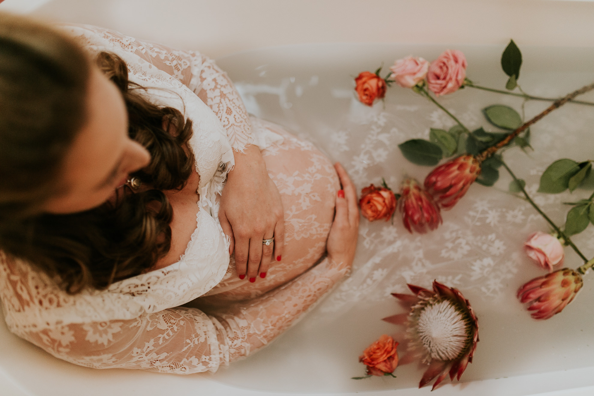 Sensual Styled Maternity Photography - Sapna Odlin