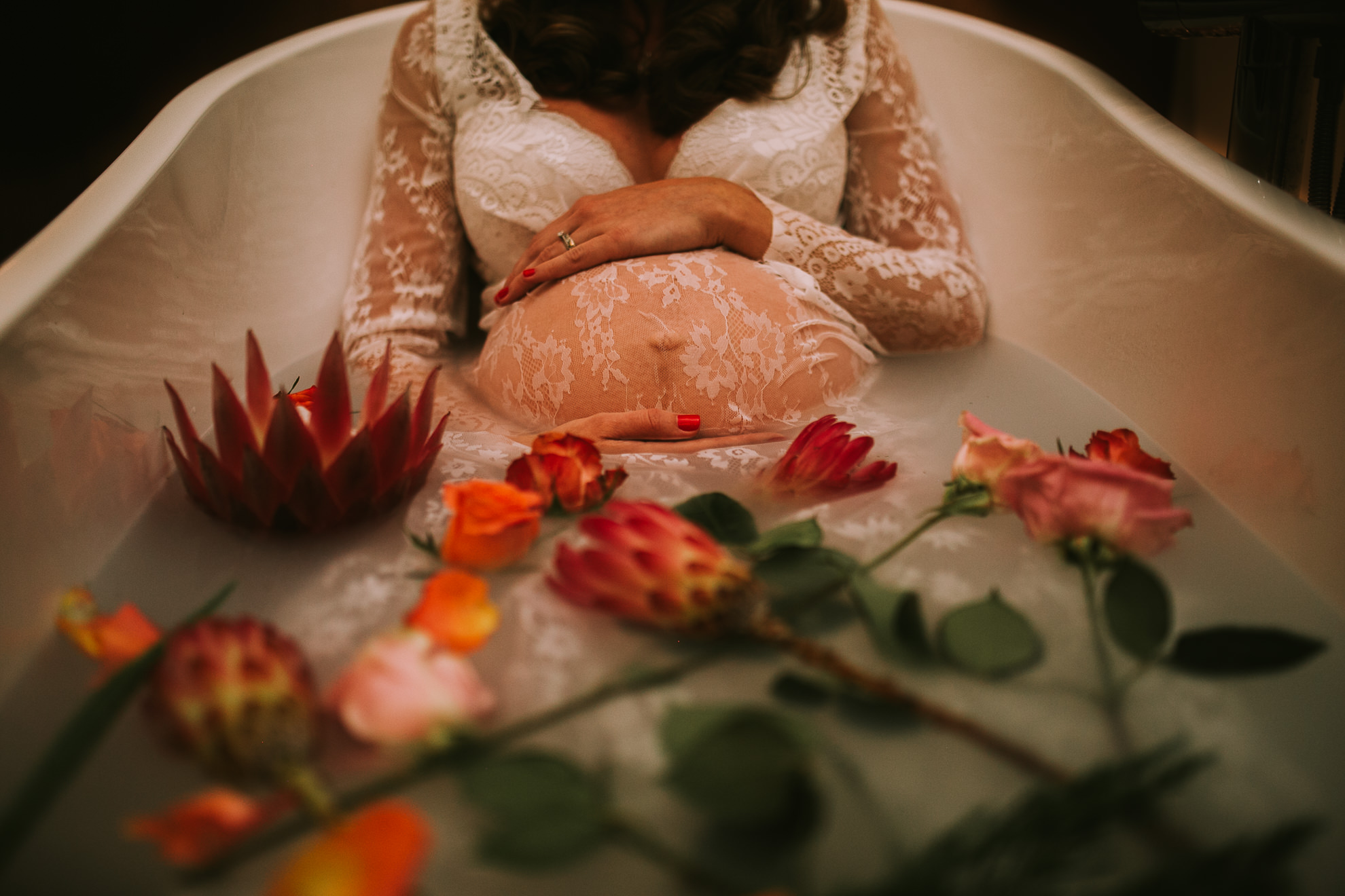 Sensual Styled Maternity Photography - Sapna Odlin