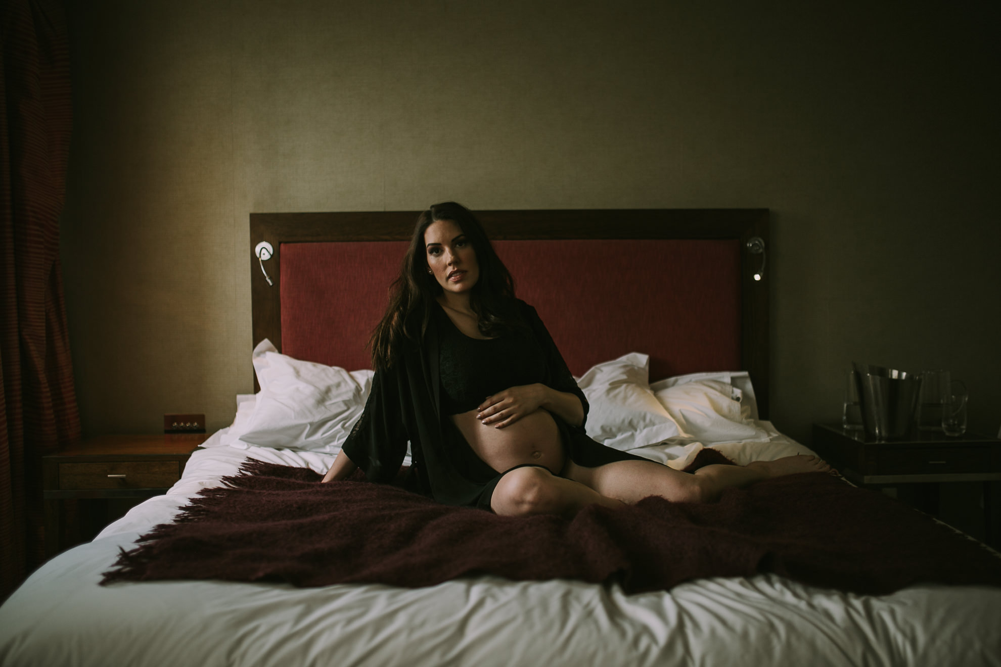 Luxury maternity photography - Sapna Odlin